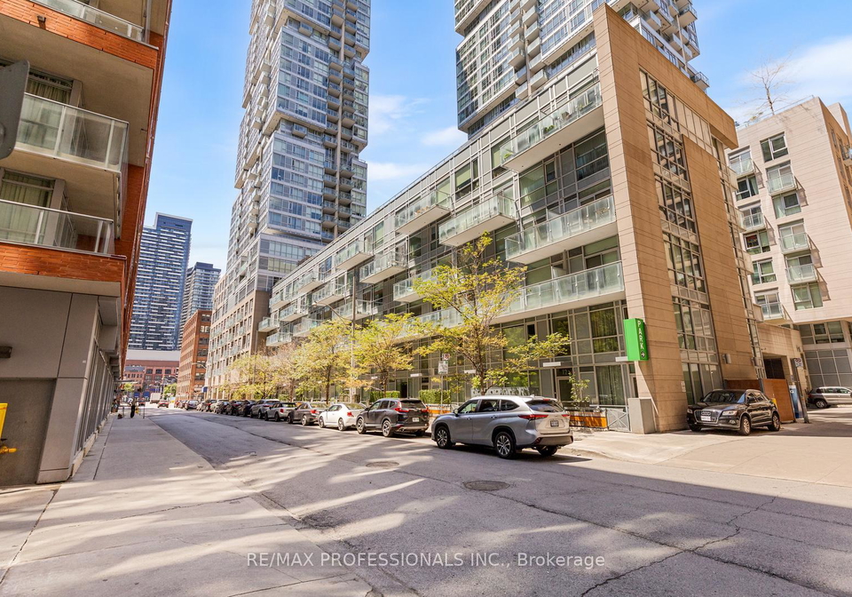 30-nelson-street-toronto-toronto-ontario-c13556908