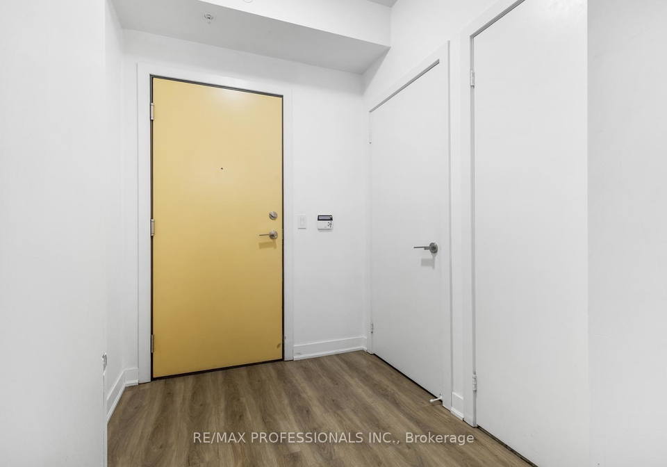 30-nelson-street-toronto-toronto-ontario-c13556908