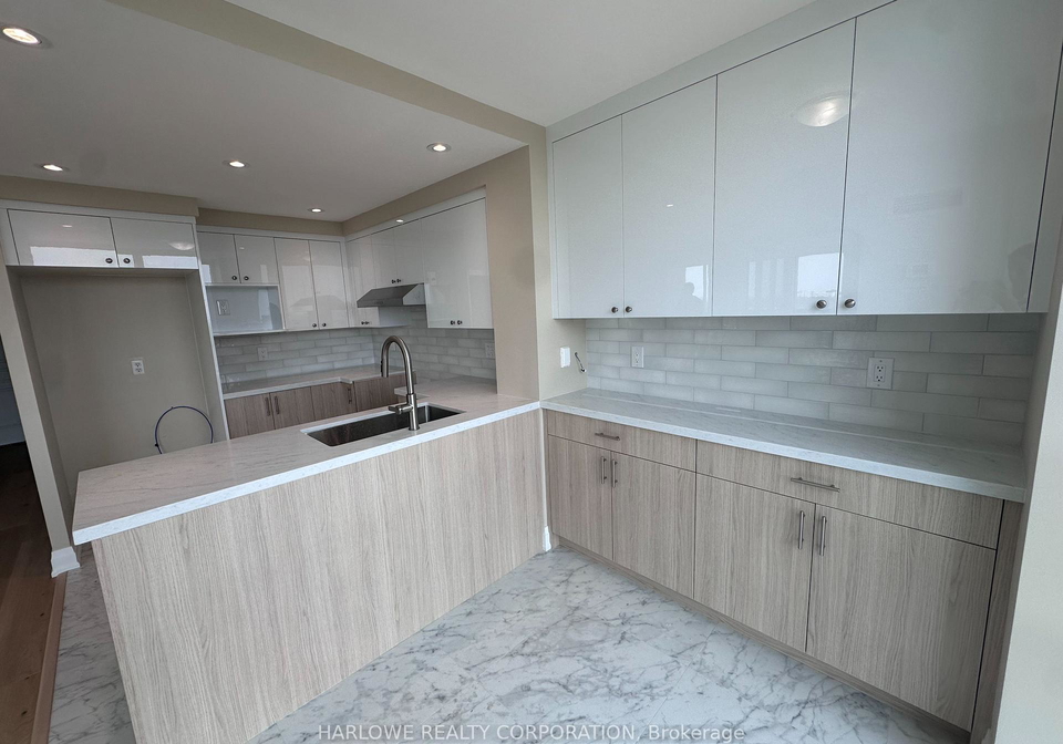 503-beecroft-road-toronto-toronto-ontario-c13556984
