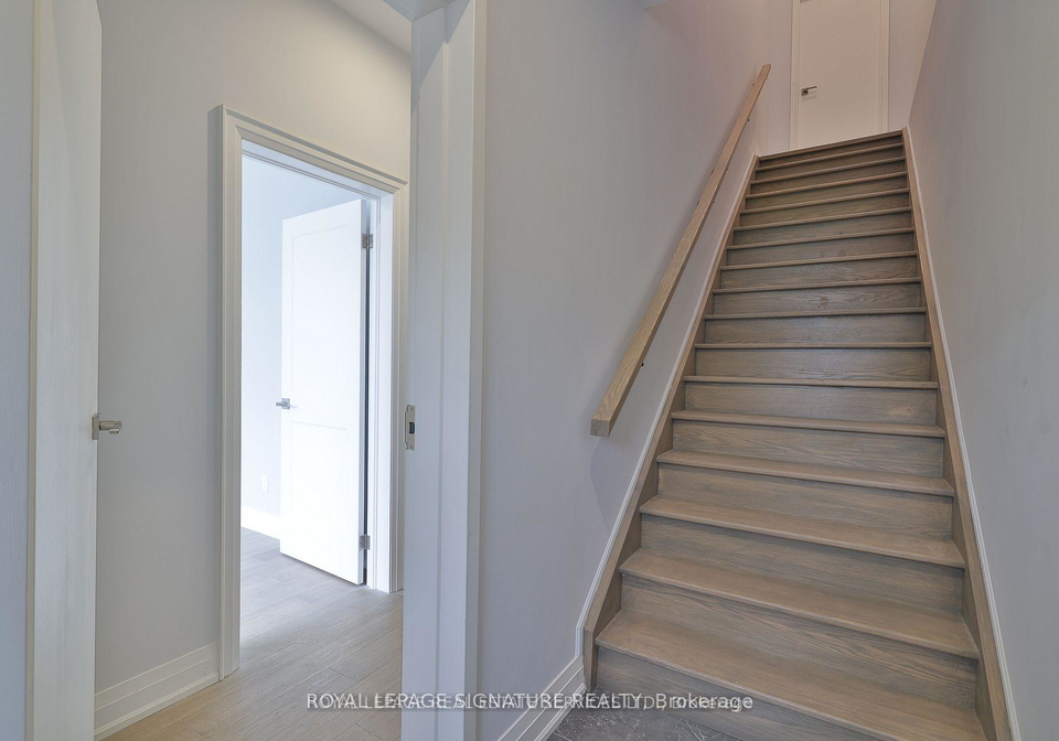 60-belvidere-avenue-toronto-toronto-ontario-c13557128