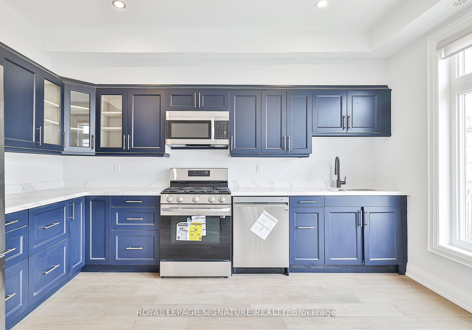 60-belvidere-avenue-toronto-toronto-ontario-c13557128