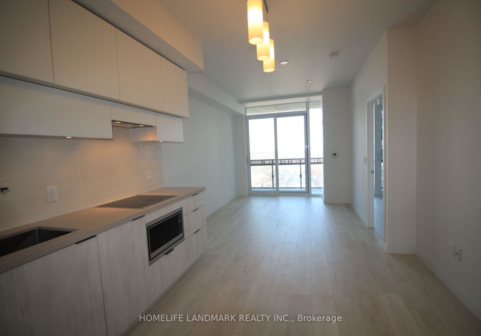 8-eglinton-avenue-e-toronto-toronto-ontario-c13557184