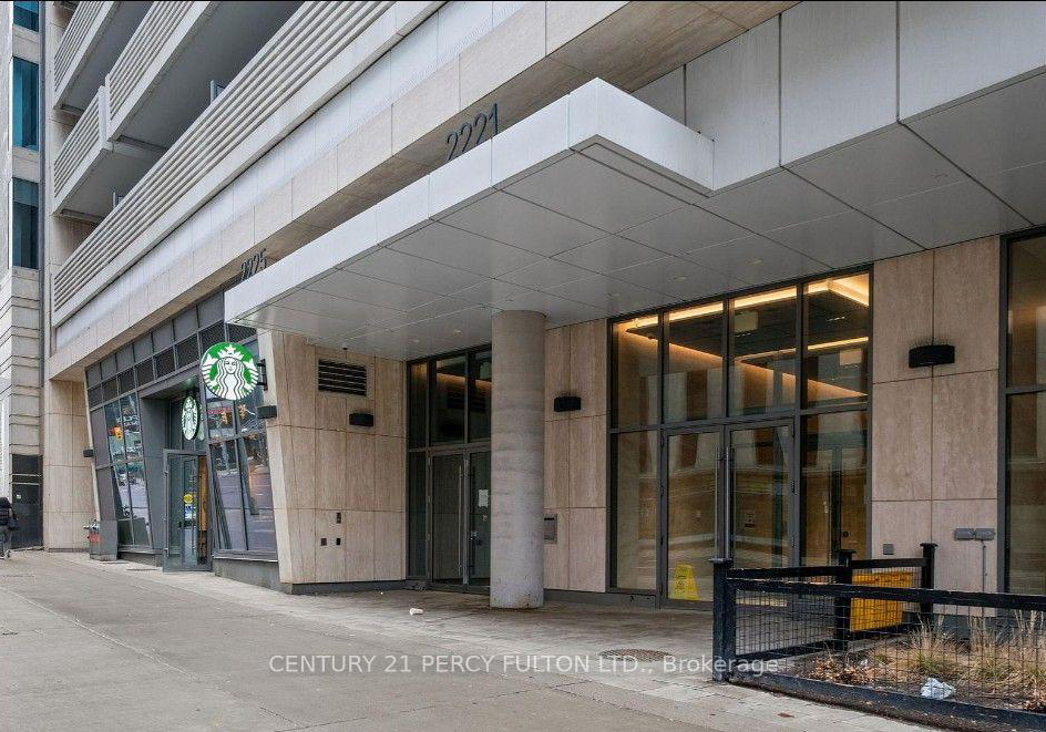 2221-yonge-street-toronto-toronto-ontario-c13557402