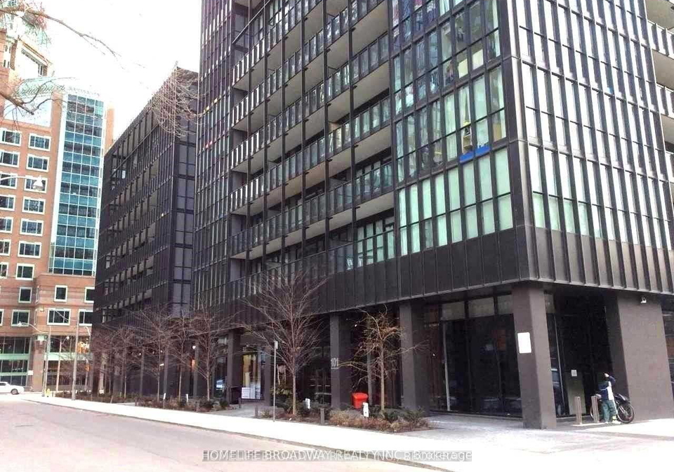 101-charles-street-e-toronto-toronto-ontario-c13557446