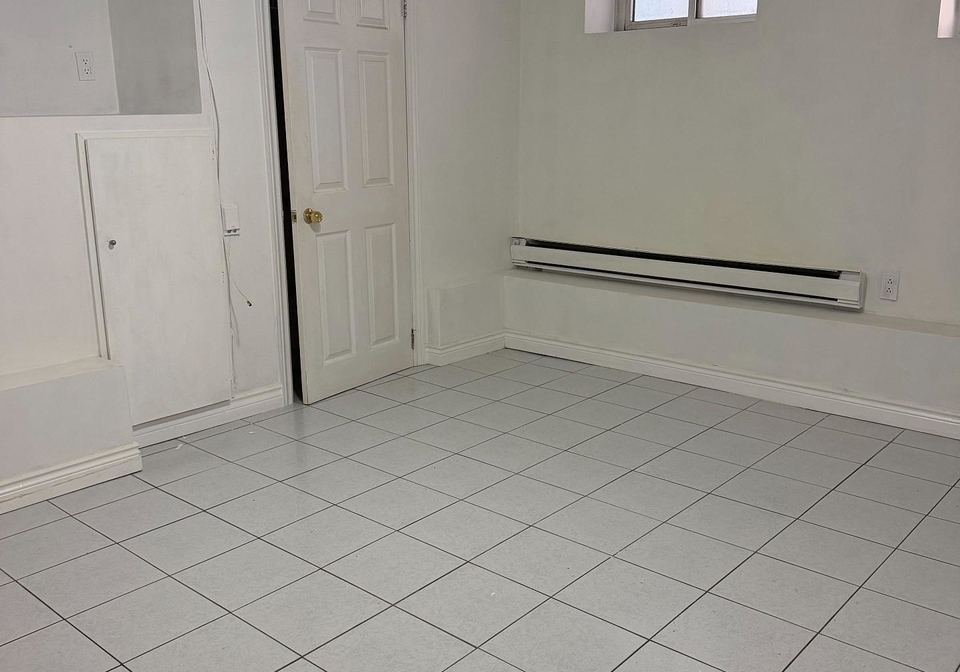 1188-avenue-road-toronto-toronto-ontario-c13557992