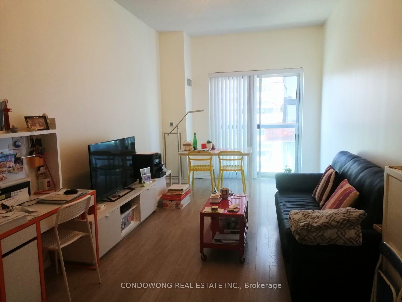 168-simcoe-street-toronto-toronto-ontario-c13558228