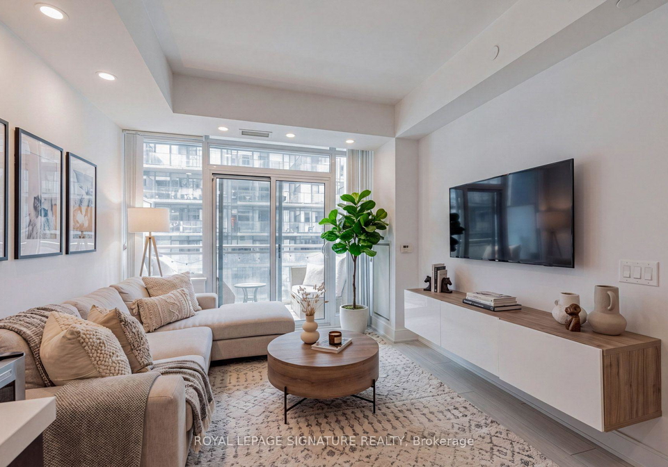 525-adelaide-street-w-toronto-toronto-ontario-c13559262