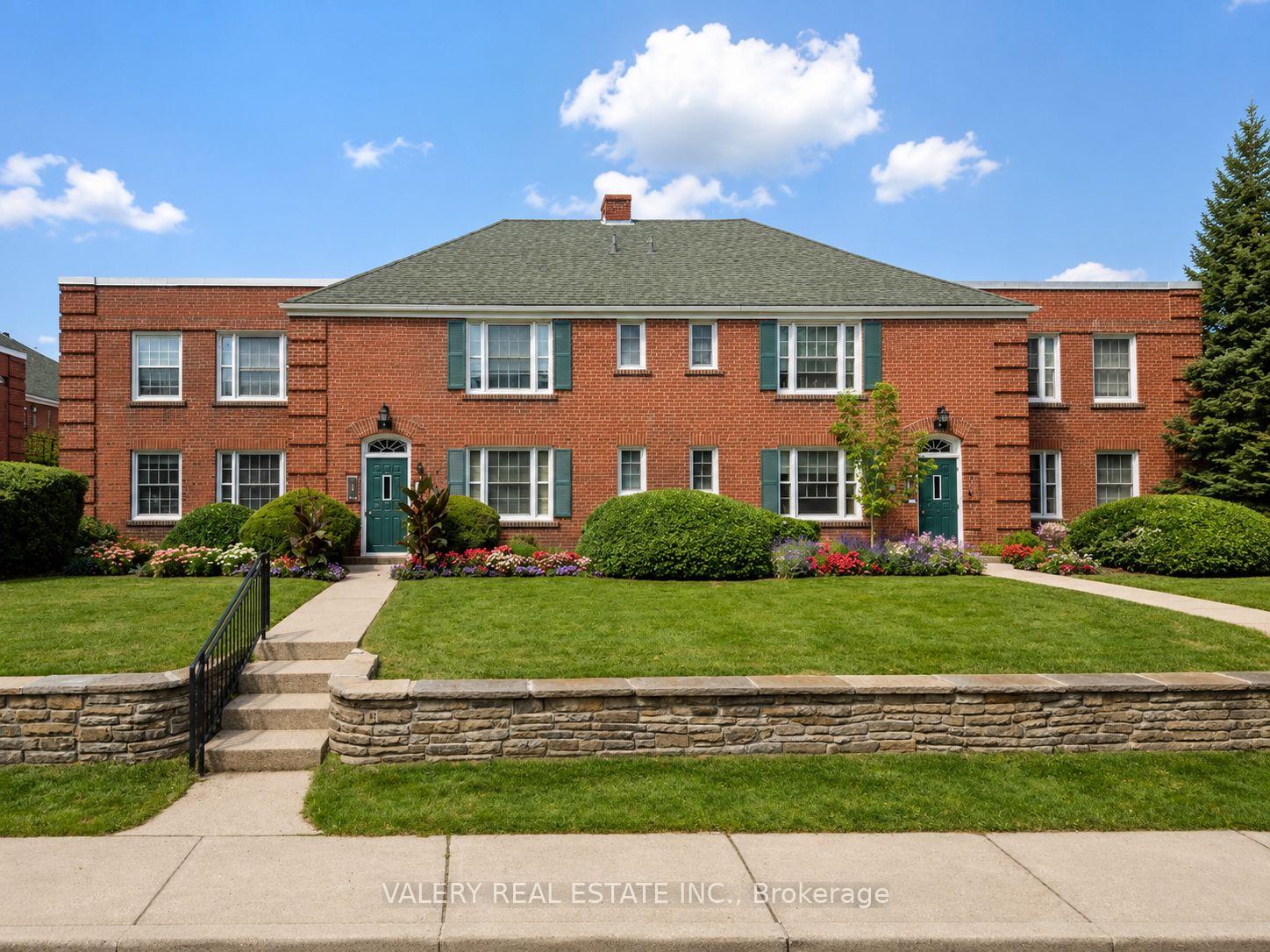 2-sutherland-drive-toronto-east-york-ontario-c13559314