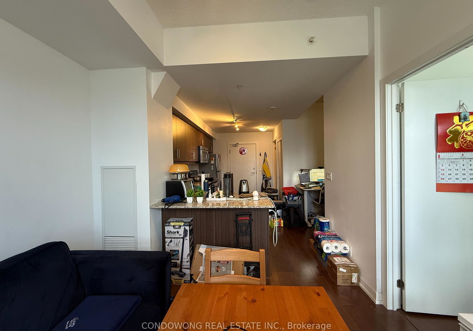 10-willison-square-toronto-toronto-ontario-c13559336