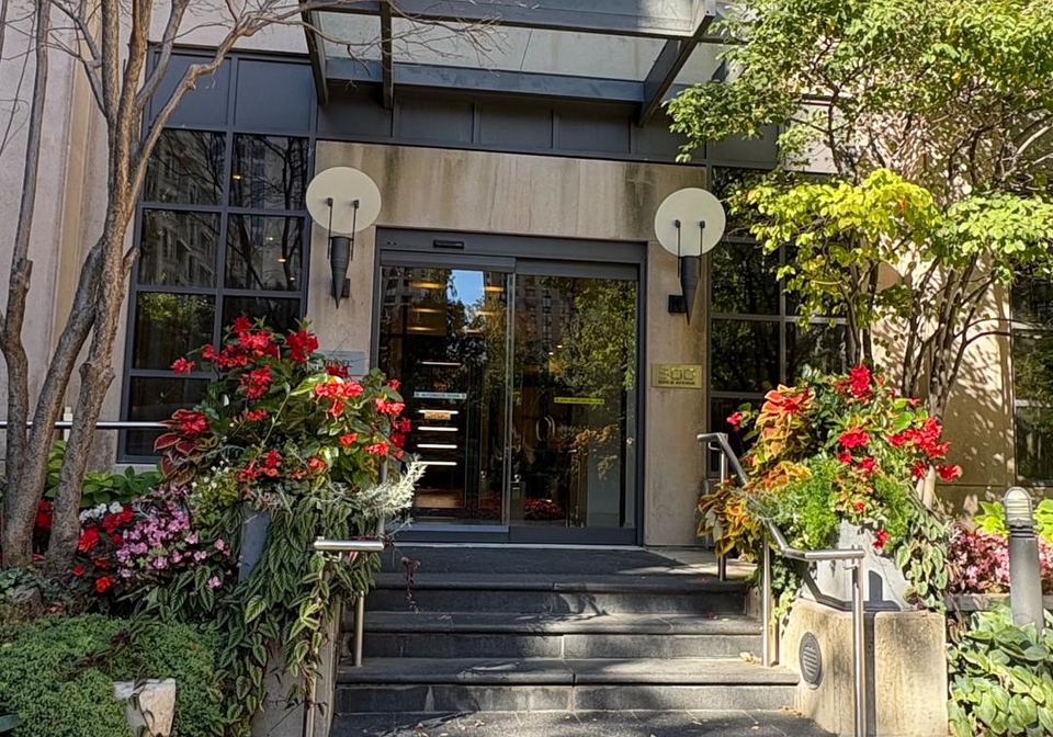 500-doris-avenue-toronto-north-york-ontario-c13559430
