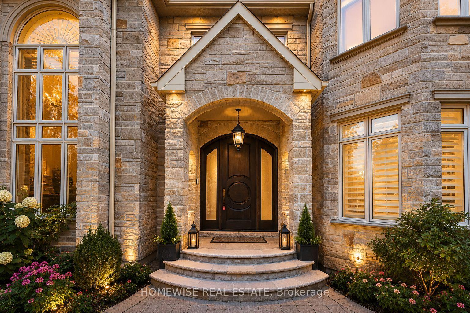 2706-bayview-avenue-toronto-north-york-ontario-c13559460