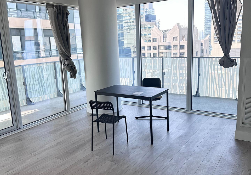 42-charles-street-e-toronto-toronto-ontario-c13559552