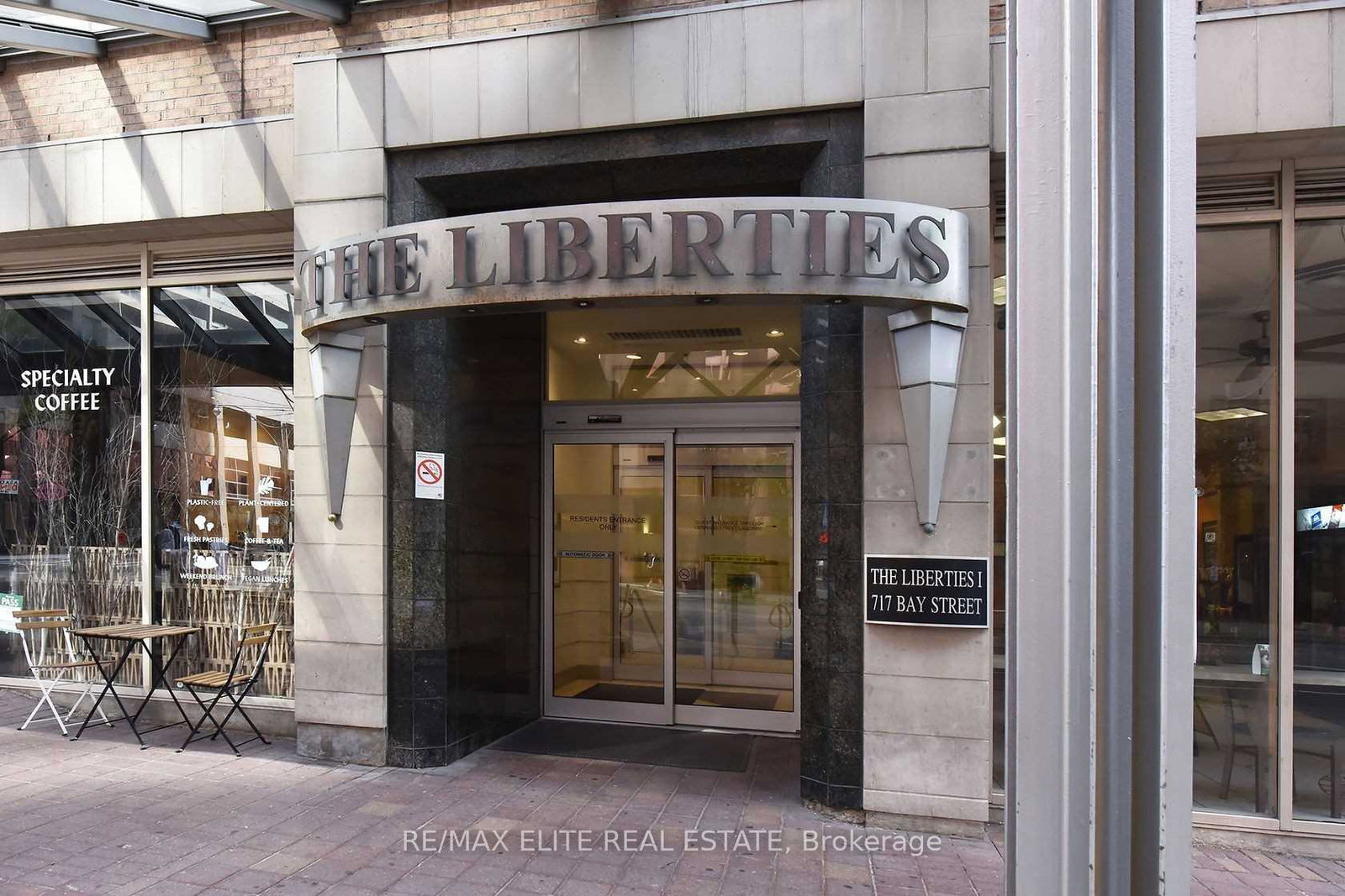 717-bay-street-toronto-toronto-ontario-c13559586