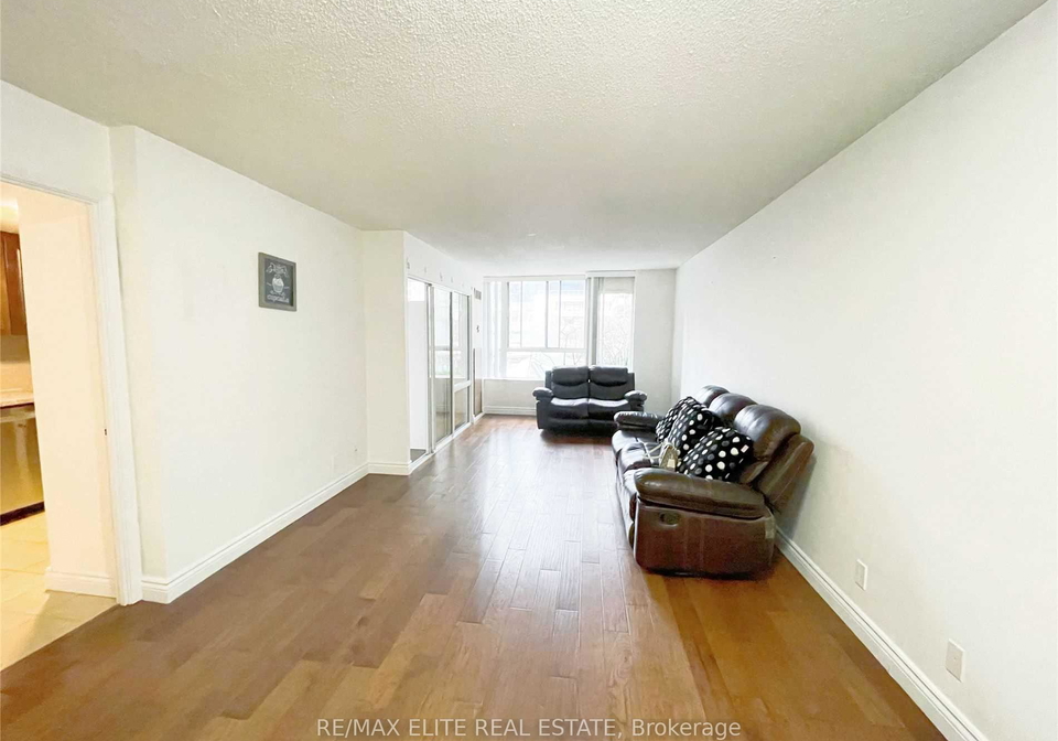 717-bay-street-toronto-toronto-ontario-c13559586
