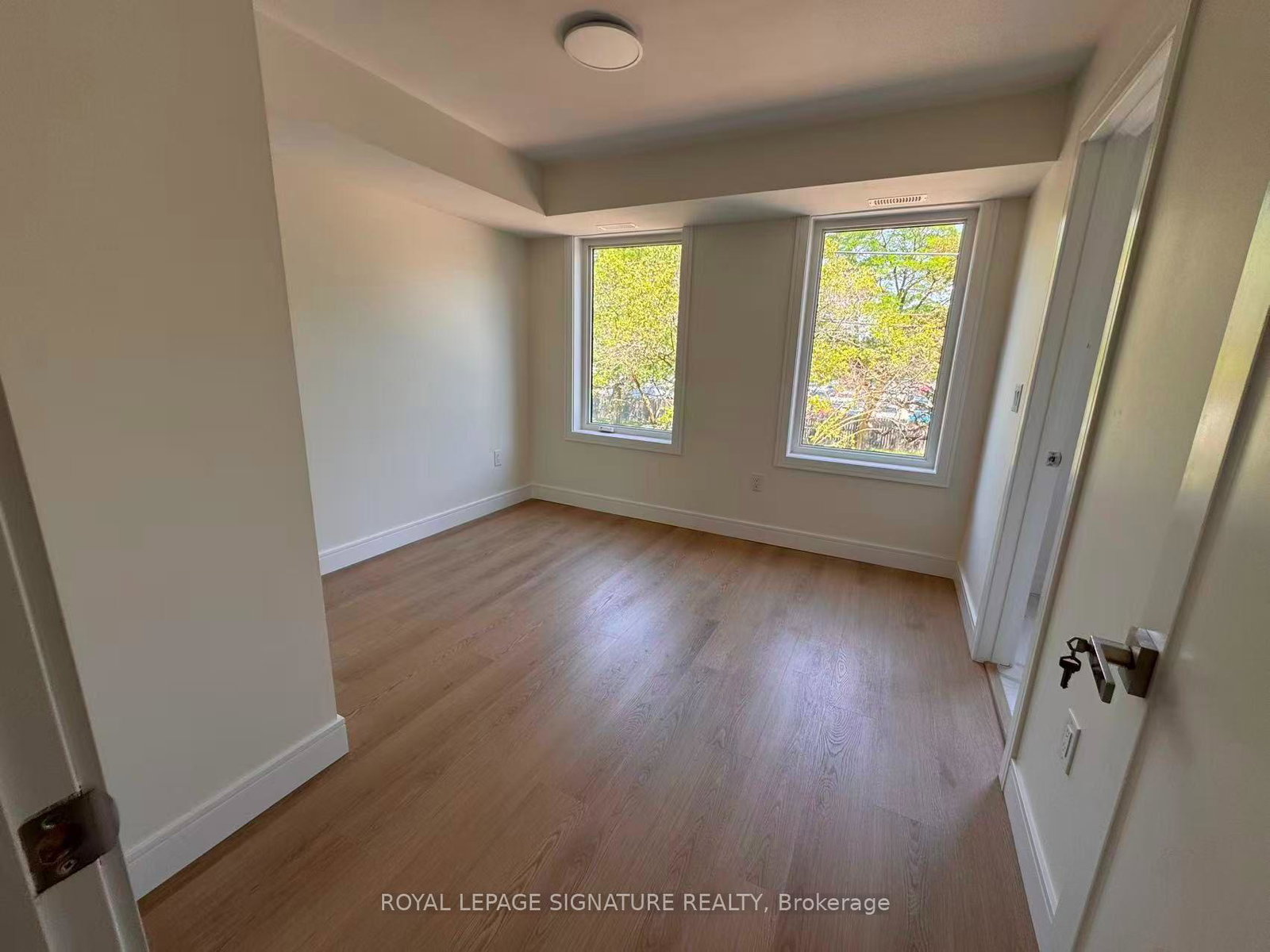5bishop-avenue-toronto-north-york-ontario-c13559604