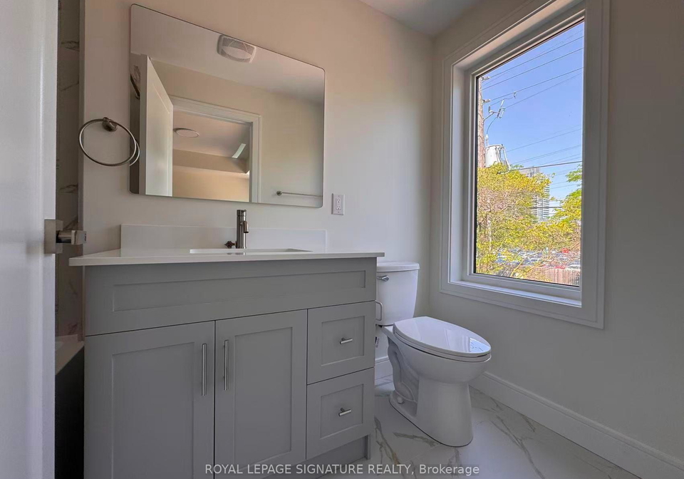 53-bishop-avenue-toronto-north-york-ontario-c13559606