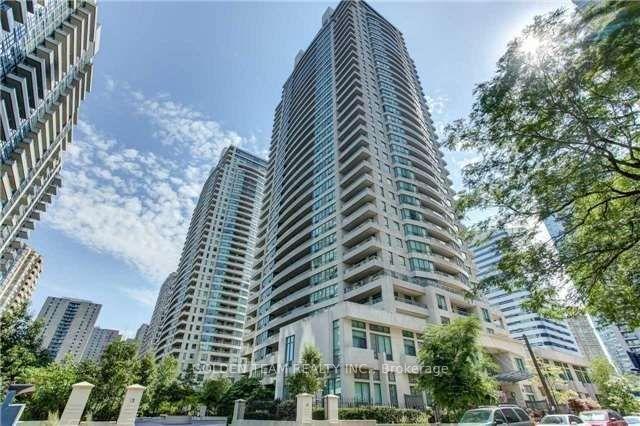 23-hollywood-avenue-toronto-north-york-ontario-c13559696