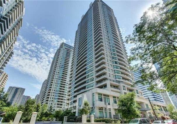 23-hollywood-avenue-toronto-north-york-ontario-c13559696