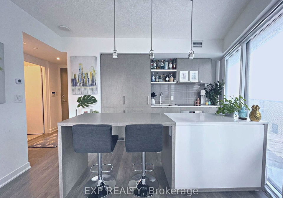 88-harbour-street-toronto-toronto-ontario-c13559712