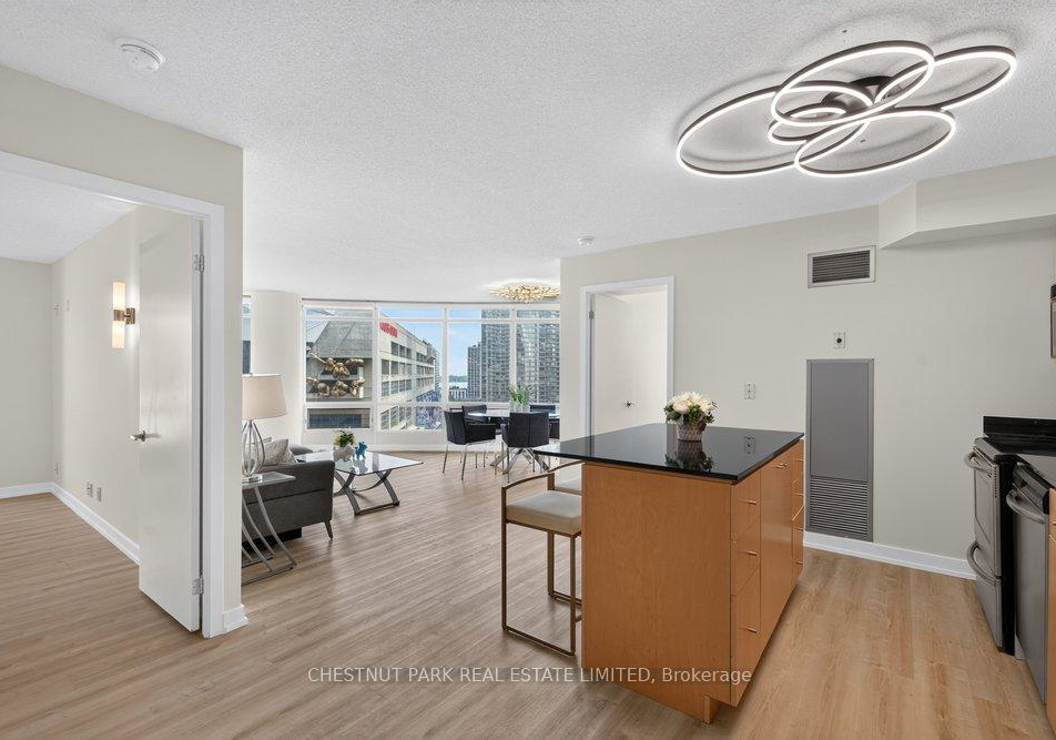 361-front-street-w-toronto-toronto-ontario-c13560448