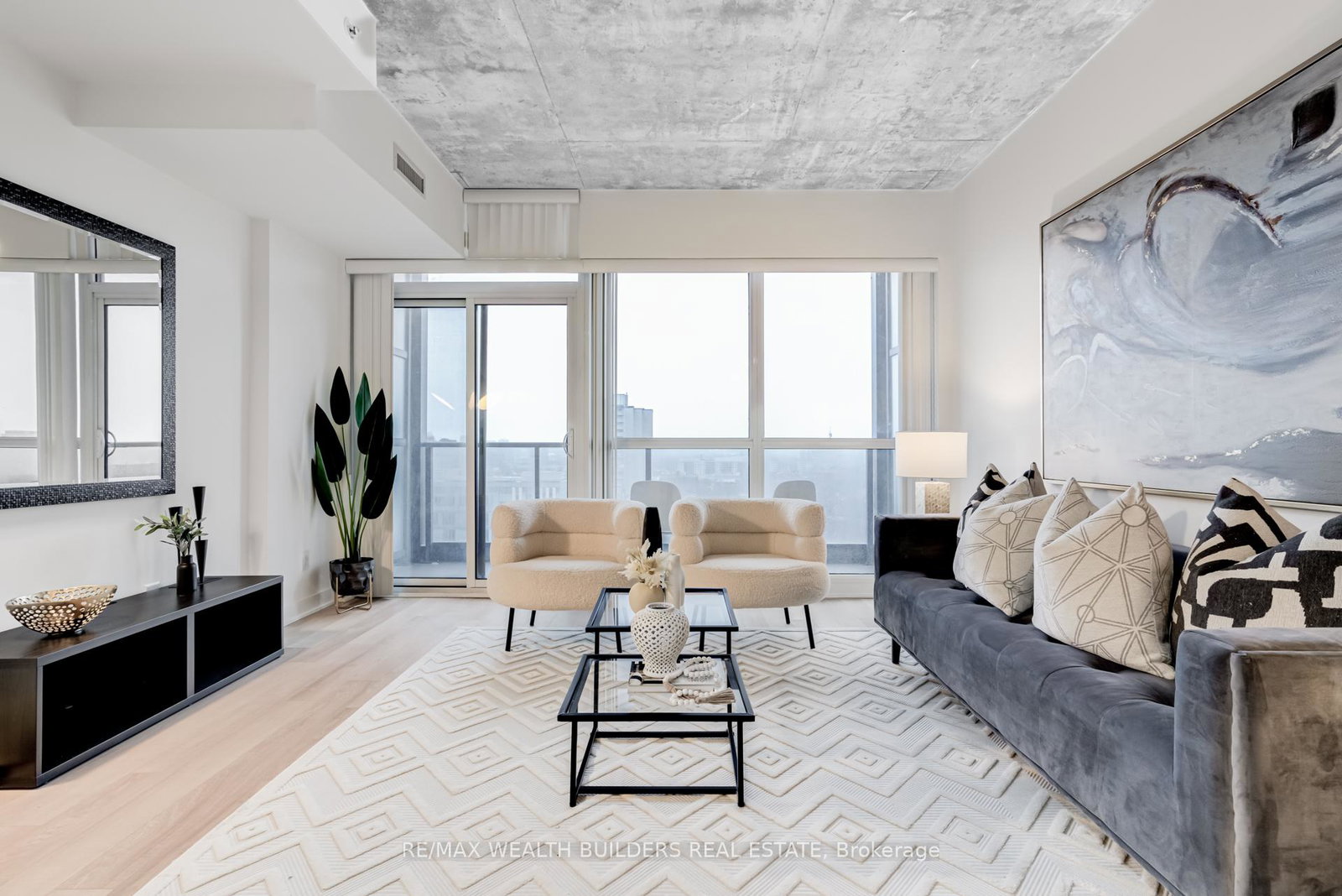210-simcoe-street-toronto-toronto-ontario-c13560712