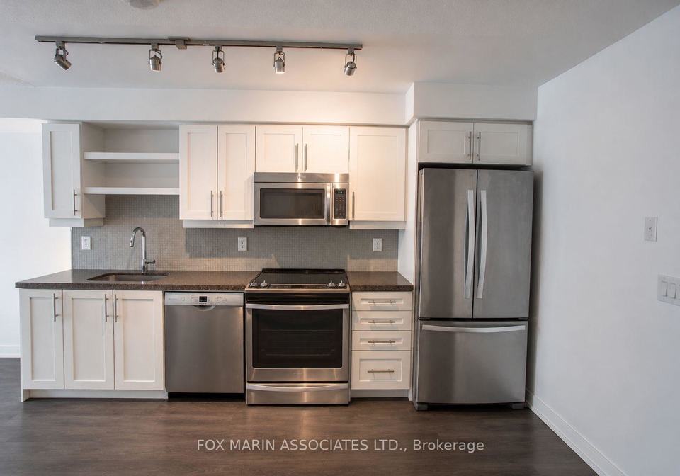 525-adelaide-street-w-toronto-toronto-ontario-c13560924