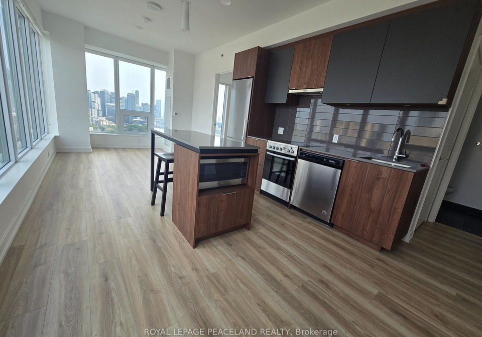 203-college-street-toronto-toronto-ontario-c13561116