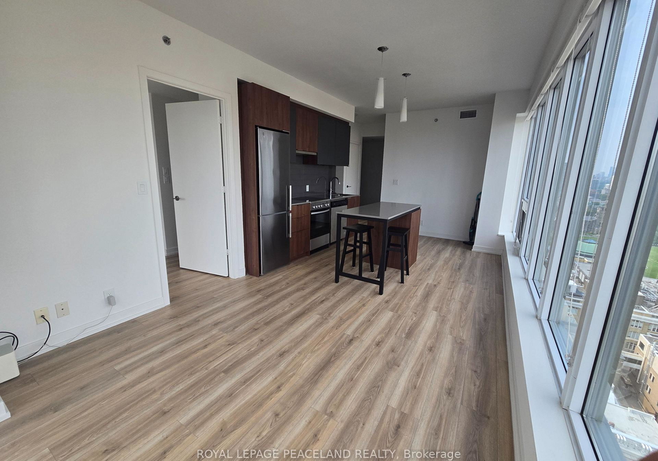 203-college-street-toronto-toronto-ontario-c13561116