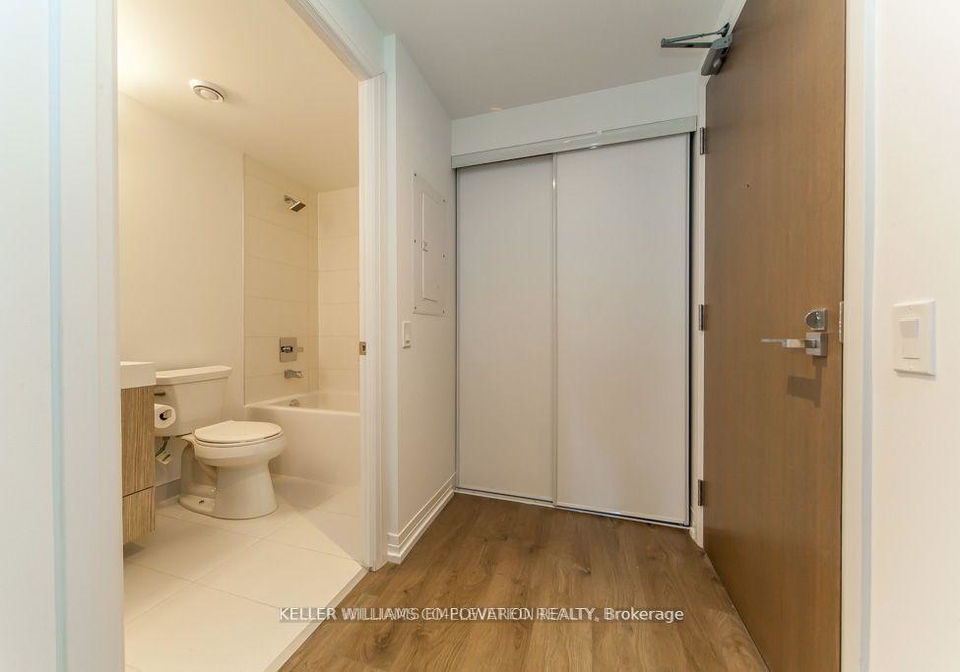 251-jarvis-street-toronto-toronto-ontario-c13561128