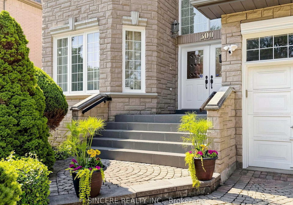 300-parkview-avenue-toronto-north-york-ontario-c13561252