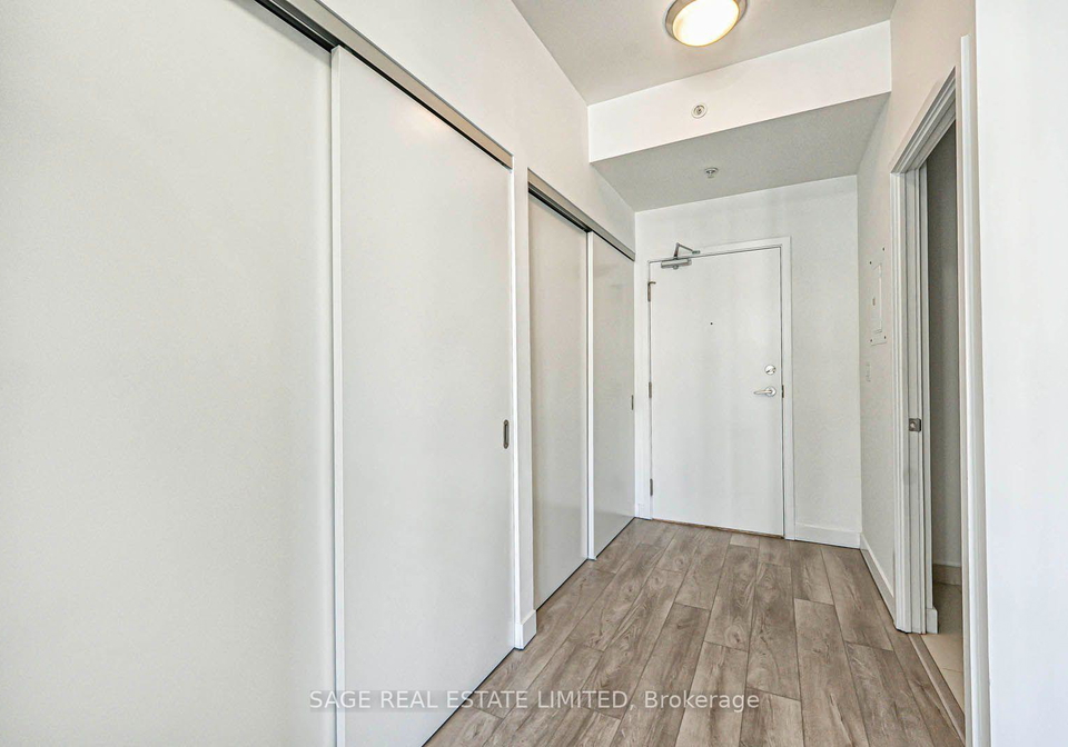32-camden-street-toronto-toronto-ontario-c13561322
