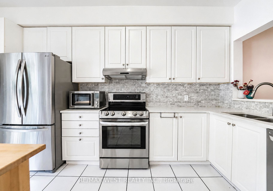 757-sheppard-avenue-w-toronto-toronto-ontario-c13561850