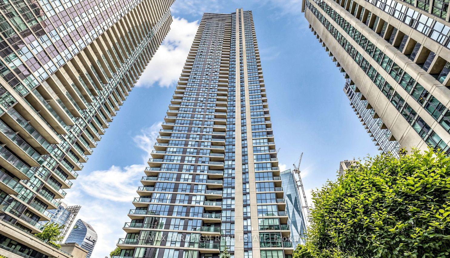 18-harbour-street-toronto-toronto-ontario-c13562094