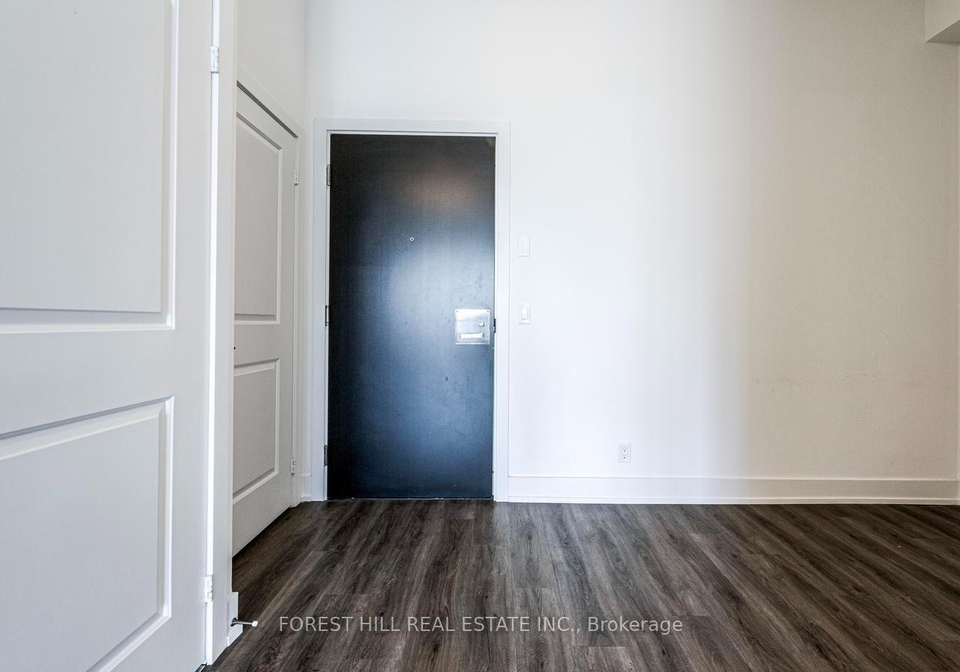 11-lillian-street-toronto-toronto-ontario-c13562254