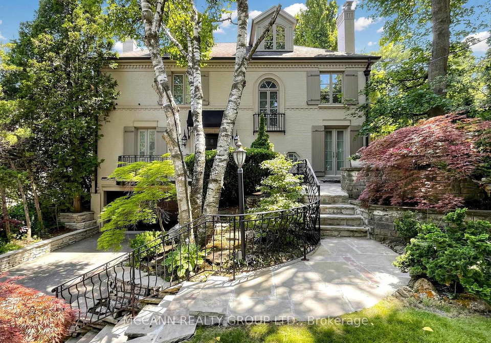 27-strathgowan-crescent-toronto-toronto-ontario-c13562332