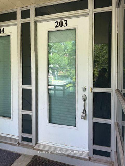 31-olive-avenue-toronto-north-york-ontario-c13562362