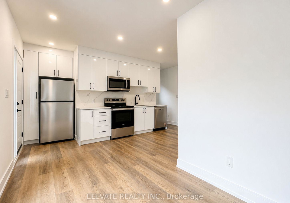 76-burnaby-boulevard-toronto-toronto-ontario-c13562366