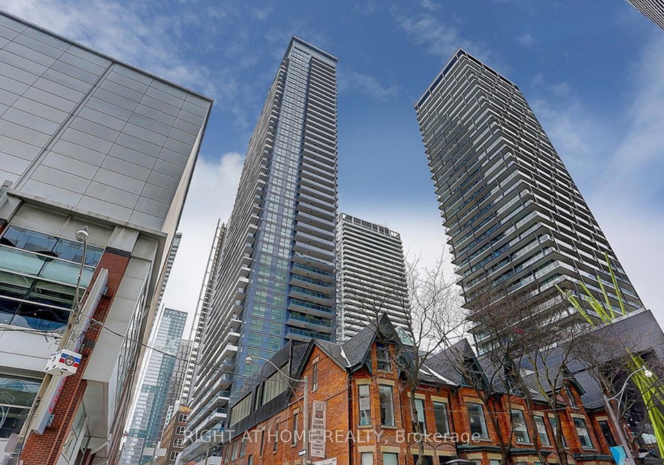 38-widmer-street-toronto-toronto-ontario-c13562934