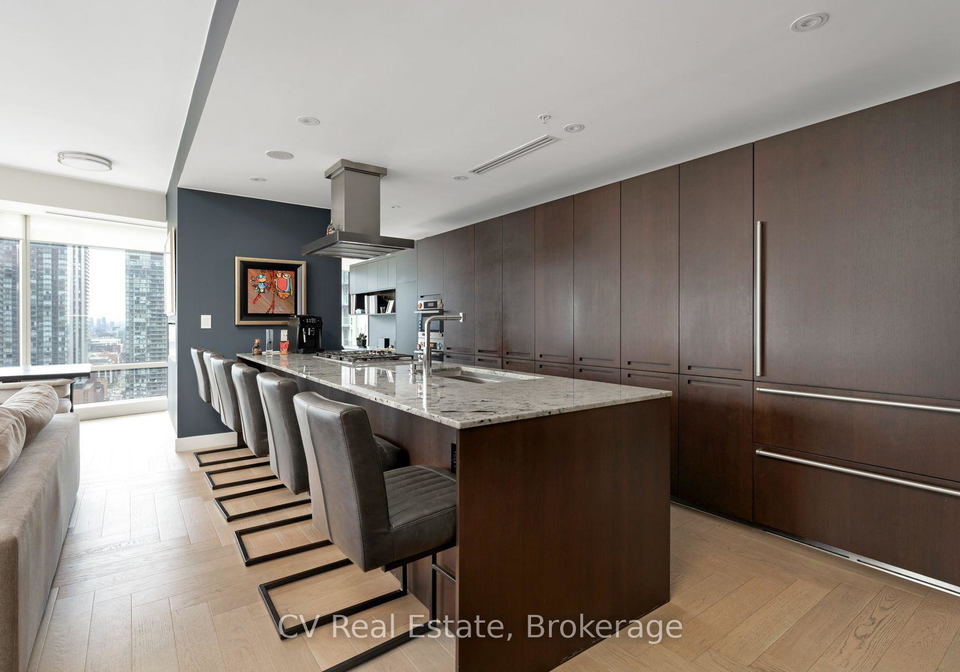 180-university-avenue-toronto-toronto-ontario-c13562998
