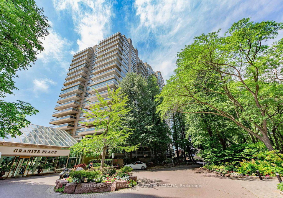 63-st-clair-avenue-w-toronto-toronto-ontario-c13563020