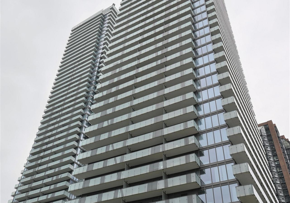 1080-bay-street-toronto-toronto-ontario-c13563120