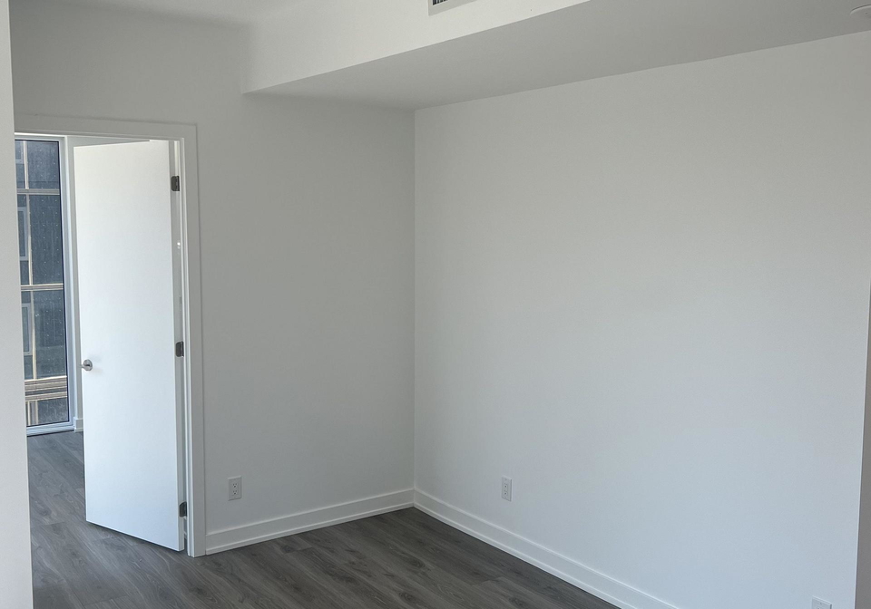 100-queen-street-e-toronto-toronto-ontario-c13563446
