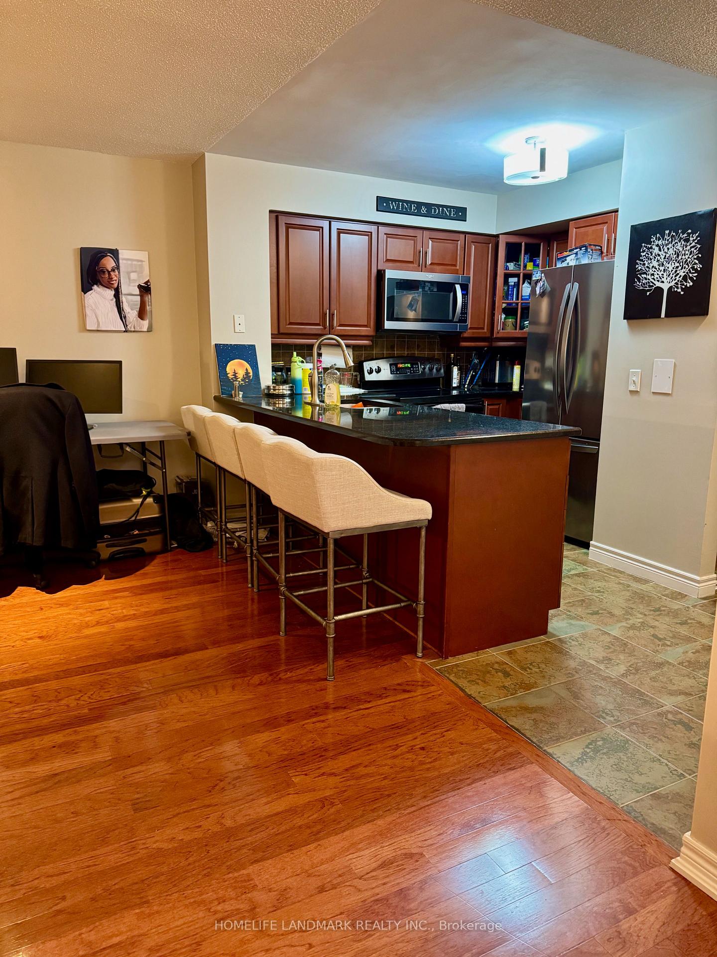 30-grand-trunk-crescent-toronto-toronto-ontario-c13563670