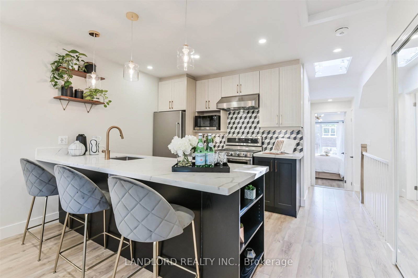 90-tecumseth-street-toronto-toronto-ontario-c13563712