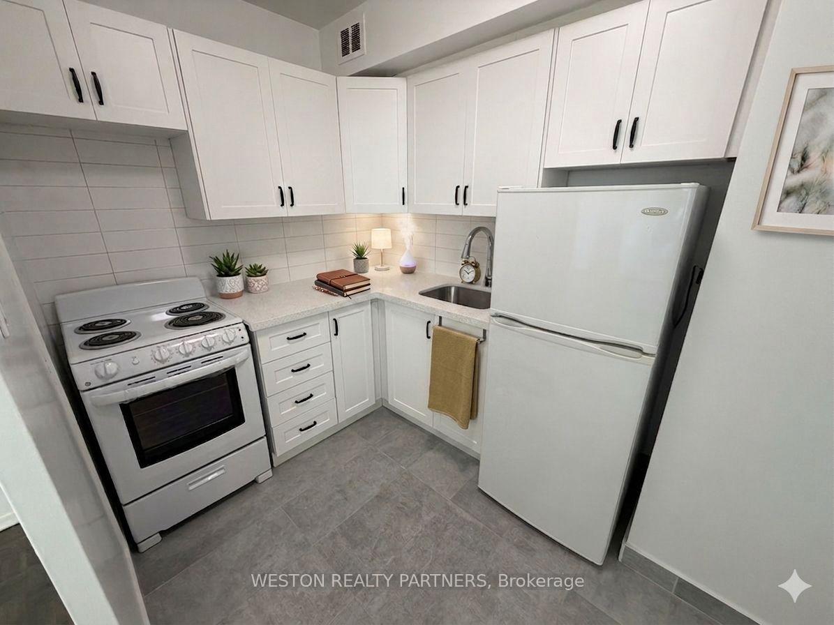 171-erskine-avenue-toronto-toronto-ontario-c13564094