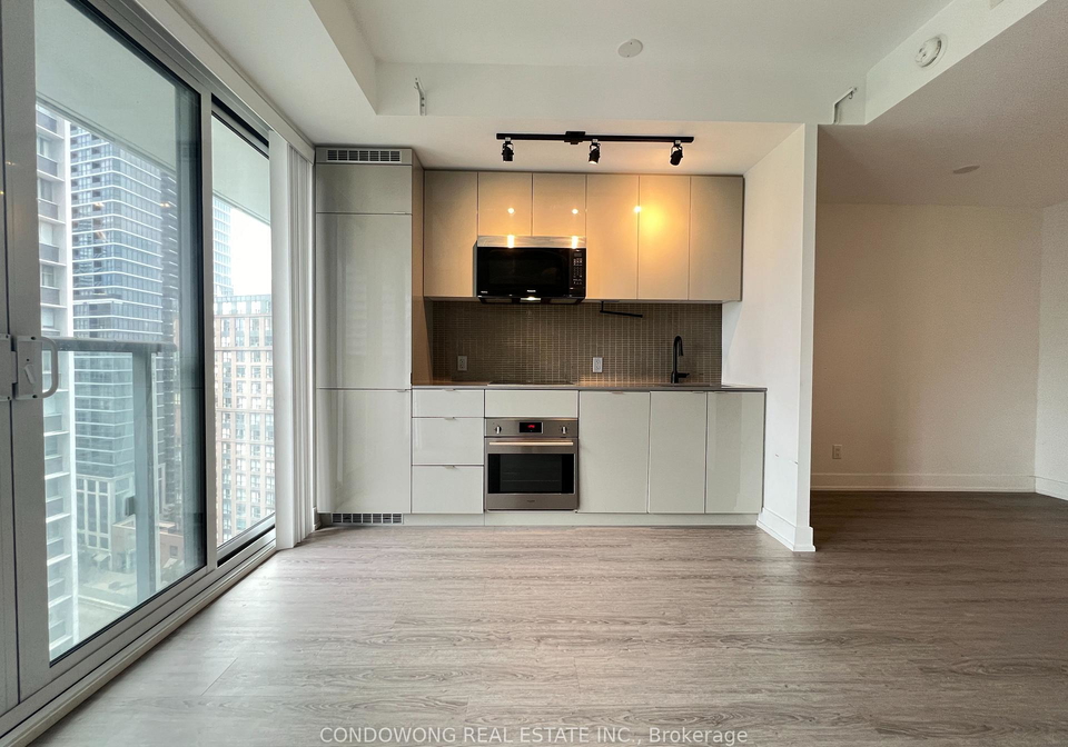 7-grenville-street-toronto-toronto-ontario-c13564122