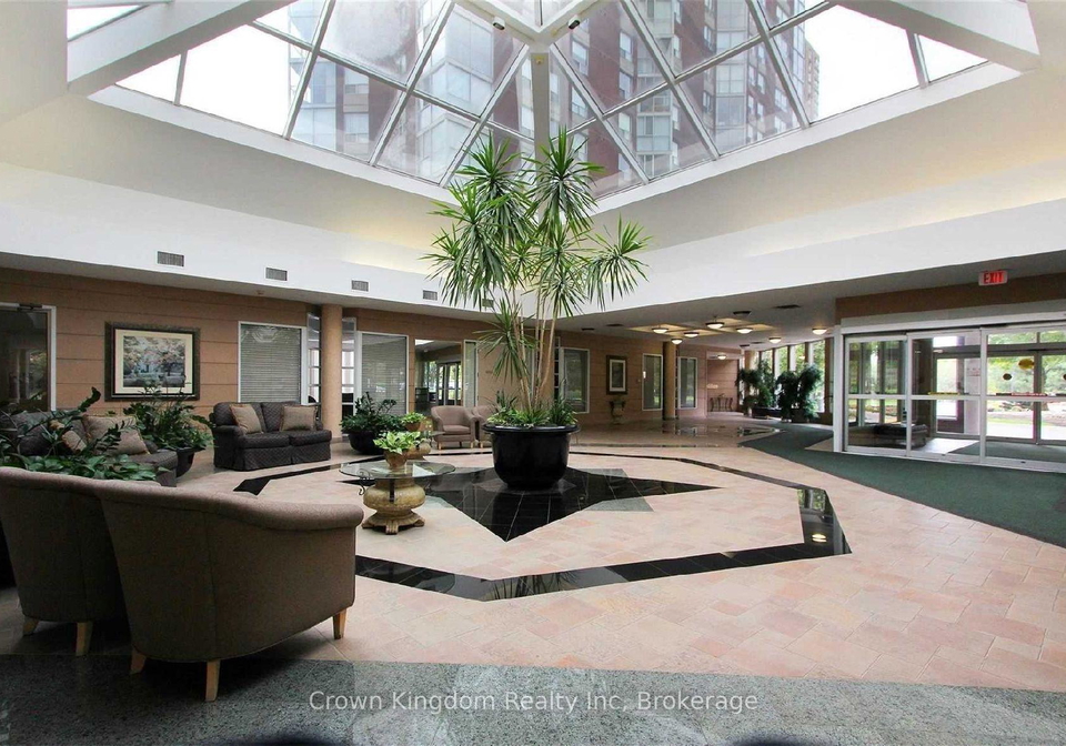 5-concorde-place-toronto-north-york-ontario-c13564264