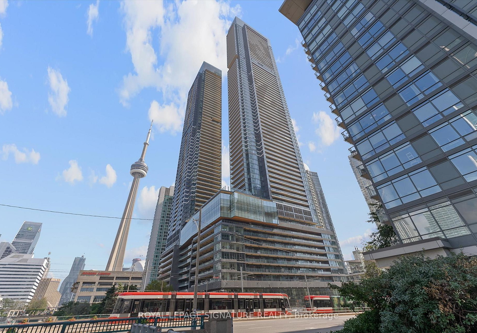 1-concord-cityplace-way-toronto-toronto-ontario-c13564310
