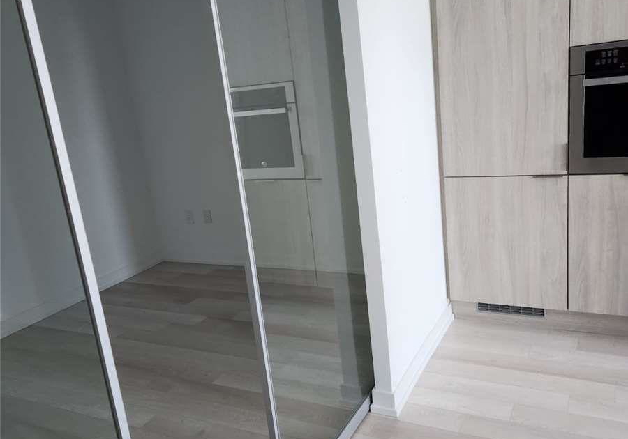 39-roehampton-avenue-toronto-toronto-ontario-c13564320