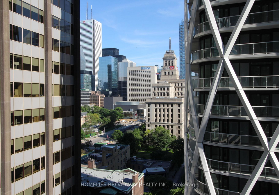 238-simcoe-street-toronto-toronto-ontario-c13564342